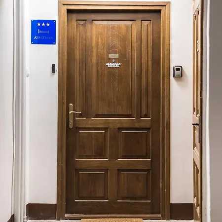 公寓 Esperia 奥帕提亚