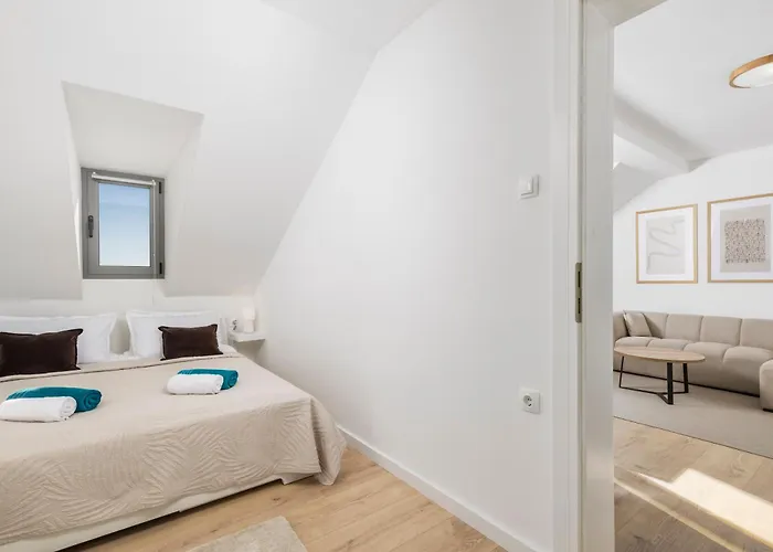 Esperia 奥帕提亚