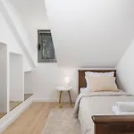 Esperia Appartement *